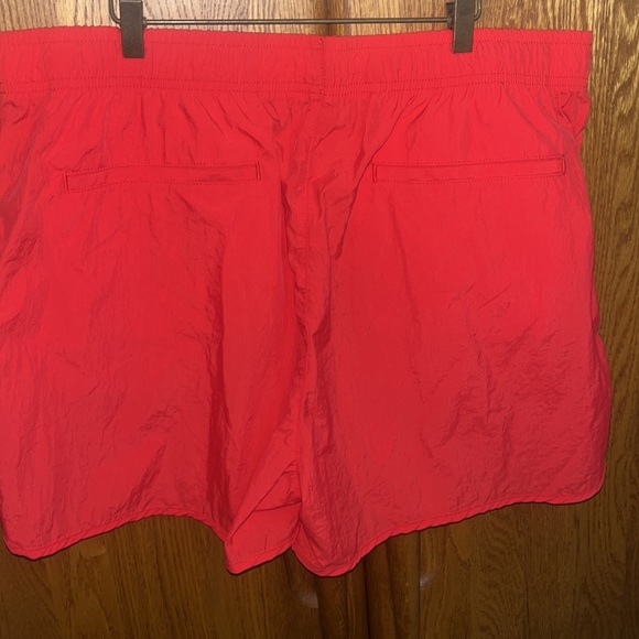 Calvin Klein - Picture 5 of 5